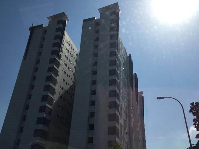 Lodge Residence Apartment Nilai University