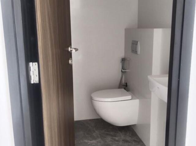 Lodha The Park Side 2 Bedroom 1000 Sq. Ft. Apartment in Worli Mumbai Listing ID: #10265