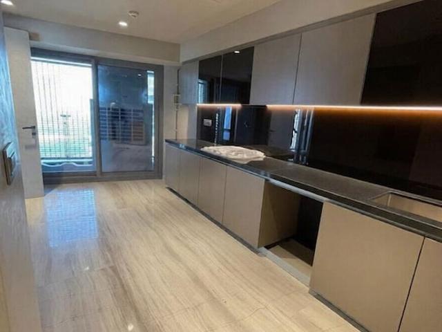 Lodha The World Towers World One Tier 2 4 Bedroom 1760 Sq. Ft. Apartment in Worli Mumbai Listing ID: #10130
