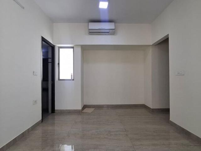 Lodha Luxuria Priva 2 Bedroom 800 Sq. Ft. Apartment in Majiwada Thane Listing ID: #10263
