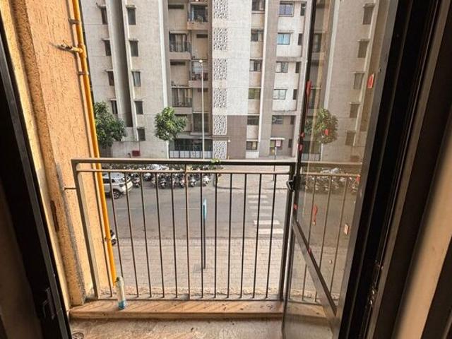 Lodha Palava City Lakeshore Greens 2 Bedroom 990 Sq. Ft. Apartment in Dombivli East Thane Listing ID: #10114
