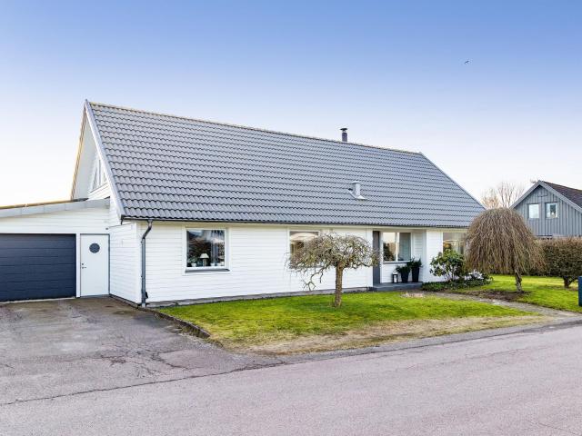 Lodjursvägen 8
