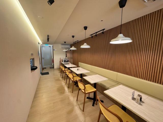 Loft @ Nathan Food & Beverage For Rent, $11,0001,200 sqft $9.17 psf
