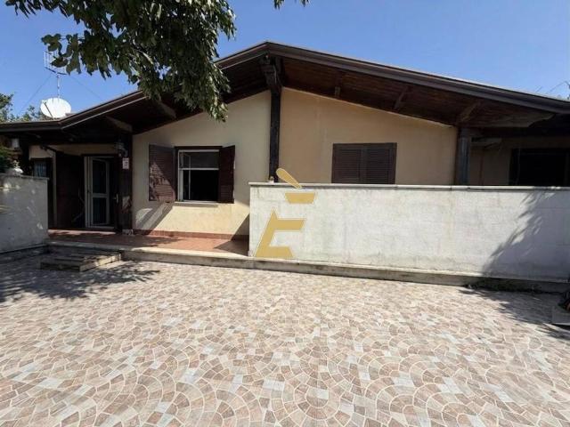 Loft / Open Space in affitto a Giugliano in Campania NA