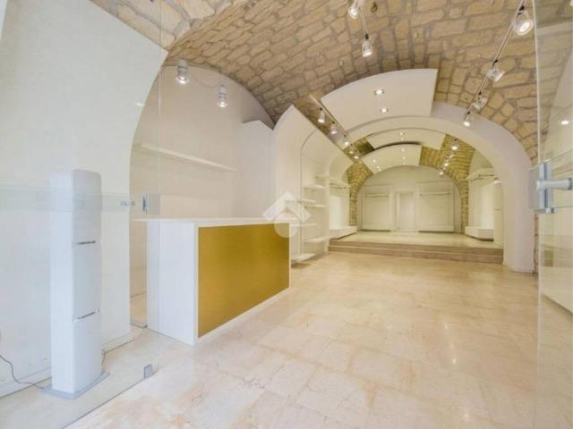 Loft / Open Space in vendita a Manfredonia FG