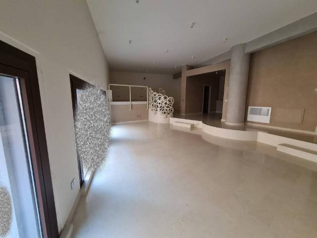 Loft / Open Space in vendita a Mantova MN