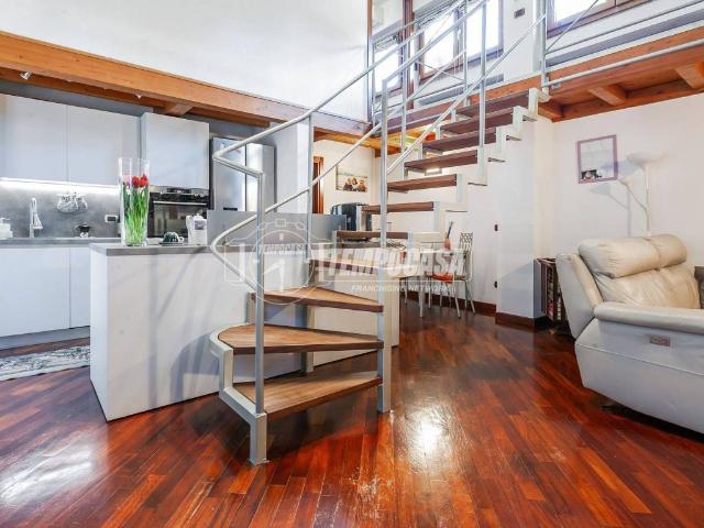 Loft / Open Space in vendita a Milano MI