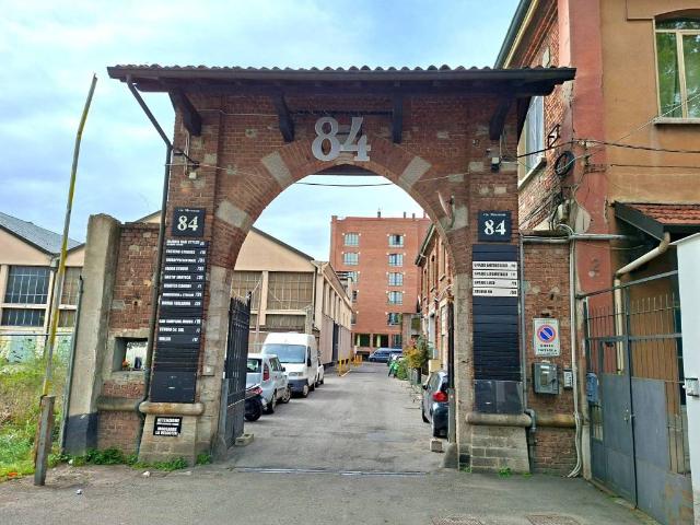 Loft / Open Space in vendita a Milano MI