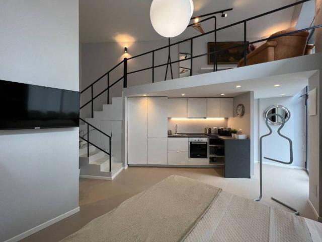 Loft / Open Space in vendita a Milano MI