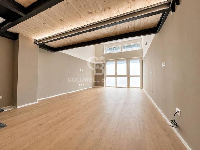 Loft / Open Space in vendita a Milano MI