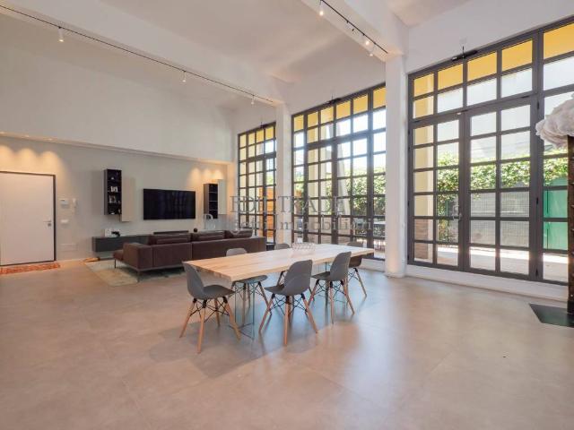 Loft / Open Space in vendita a Milano MI