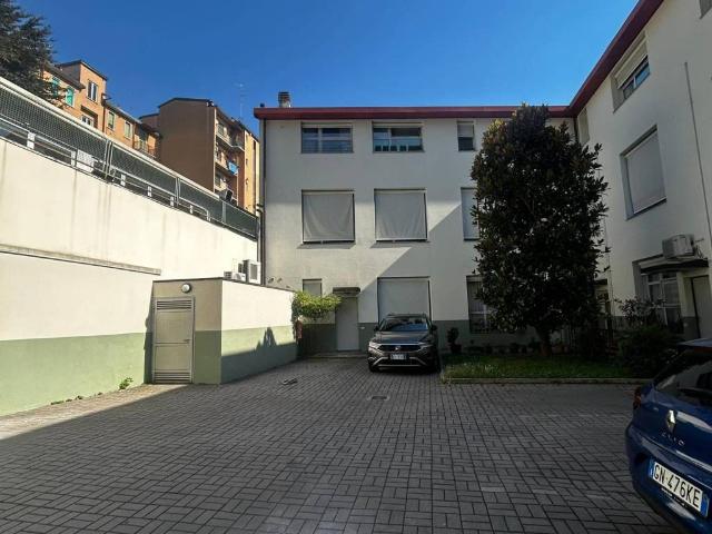 Loft / Open Space in vendita a Milano MI