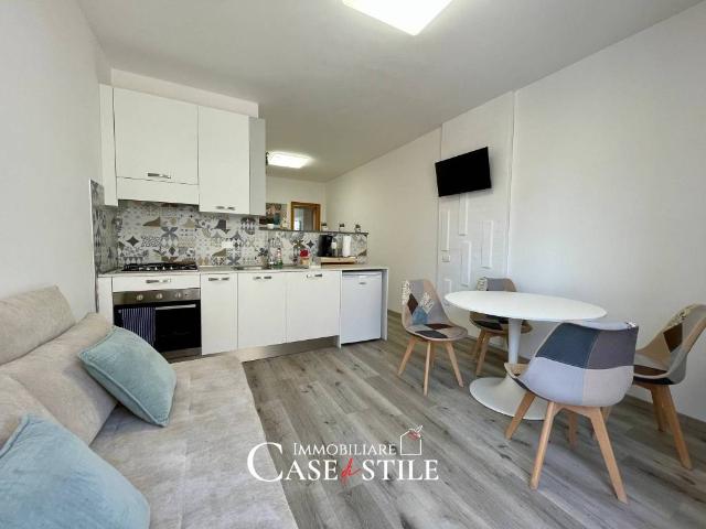 Loft / Open Space in vendita a Ameglia SP