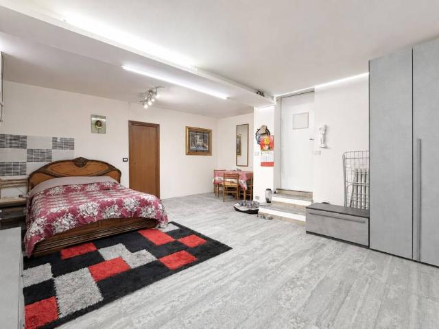 Loft / Open Space in vendita a Cinisello Balsamo MI
