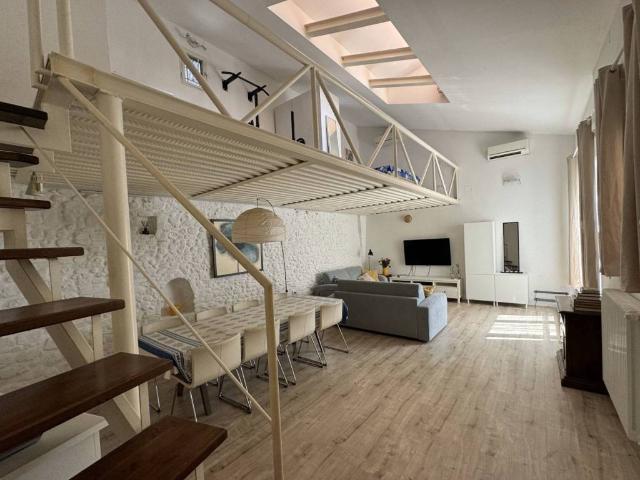 Loft / Open Space in vendita a Firenze FI