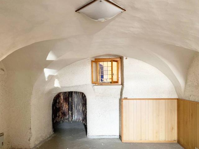 Loft / Open Space in vendita a Imperia IM