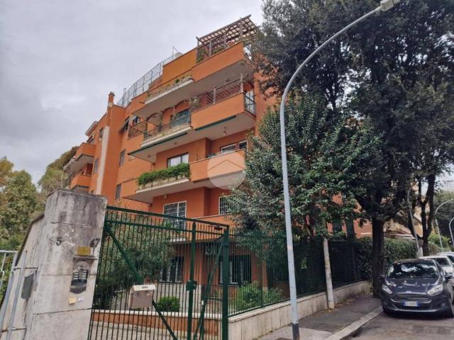 Loft / Open Space in vendita a Roma RM