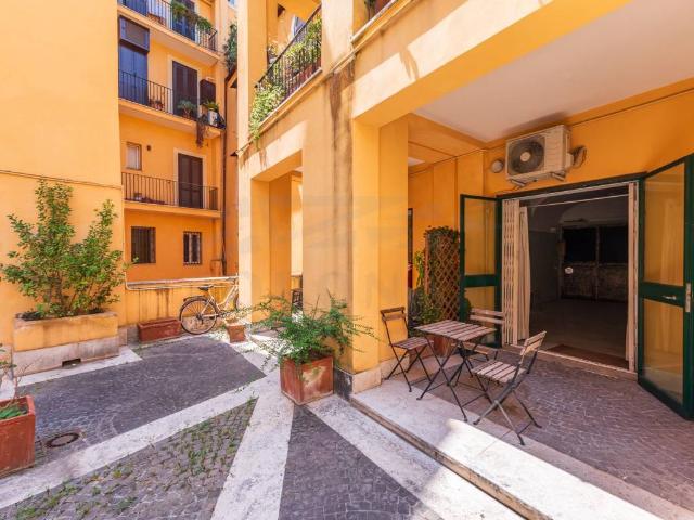 Loft / Open Space in vendita a Roma RM