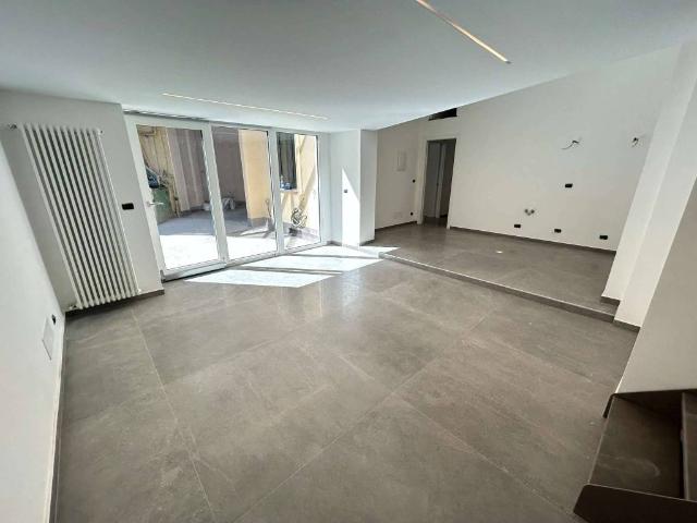 Loft / Open Space in vendita a Torino TO