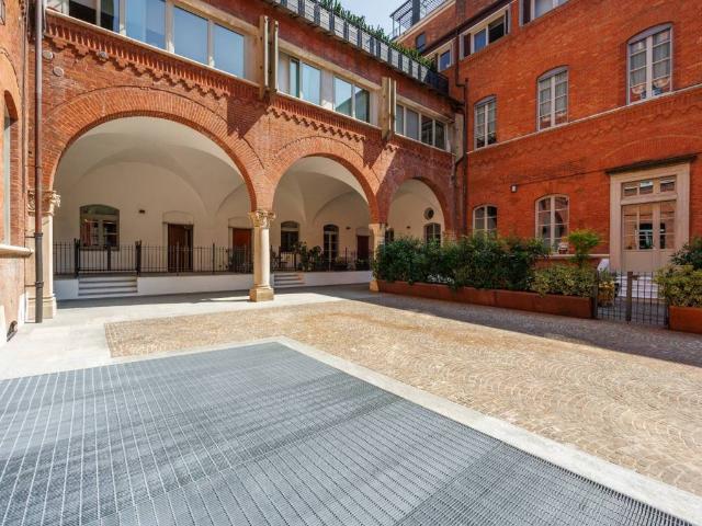 Loft / Open Space in vendita a Torino TO