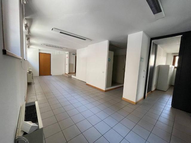 Loft / Open Space in vendita a Udine UD