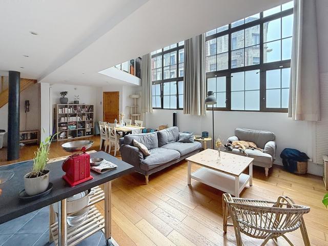 Loft avec garage privé de 95m2, 2 chambres, à Roubaix
