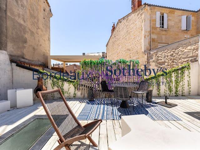 Loft avec terrasse