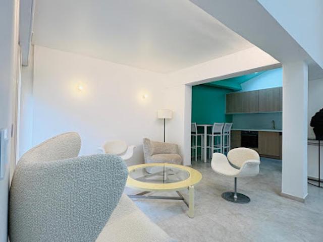 Loft avec terrasse