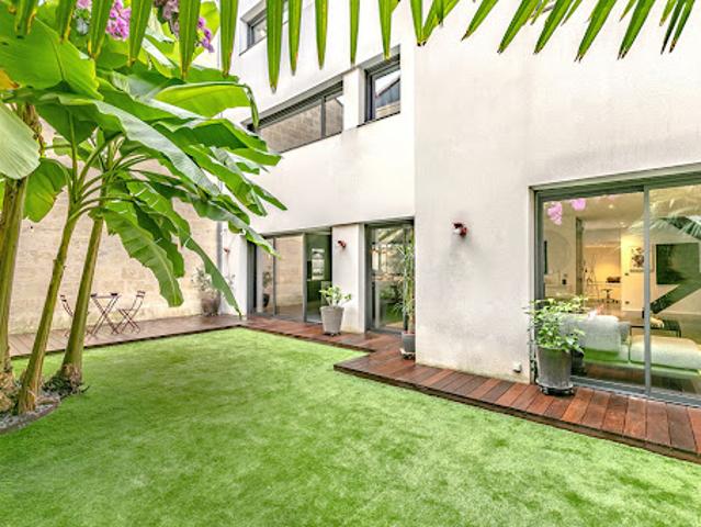 Loft avec terrasse