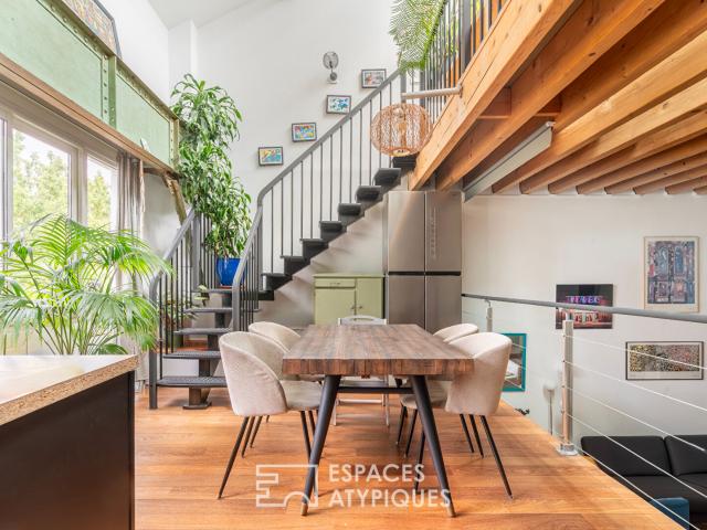 Loft avec verrière dans une ancienne usine
