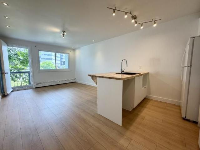 Loft à louer Sainte Foy / Sillery septembre 2026
