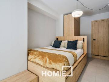 Loft Amueblado en Renta: Todos los Servicios Incluidos con Balcón o Terraza Privada