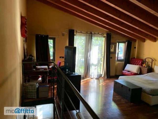 Loft arredato Affori, bovisa, niguarda, testi