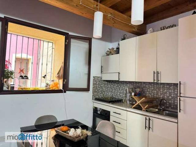 Loft arredato Centro