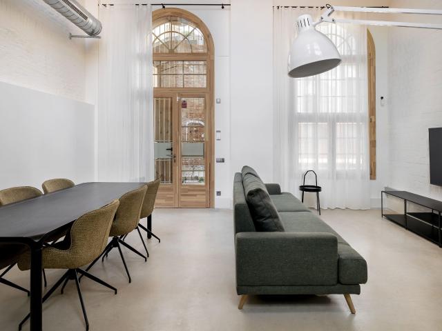 LOFT B5