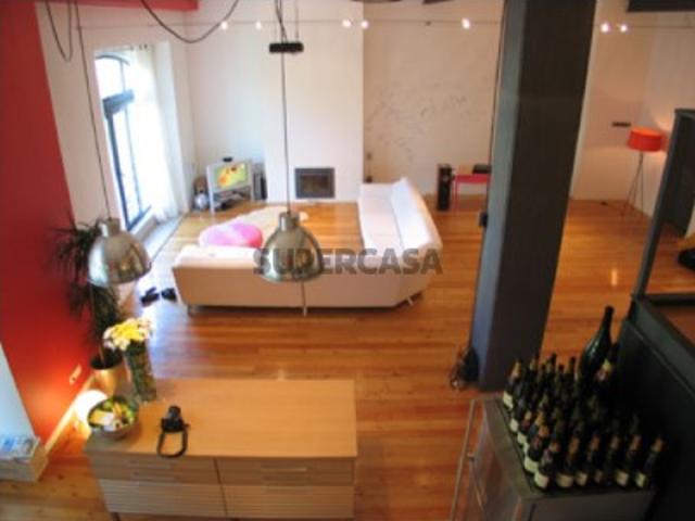 Loft bem localizado