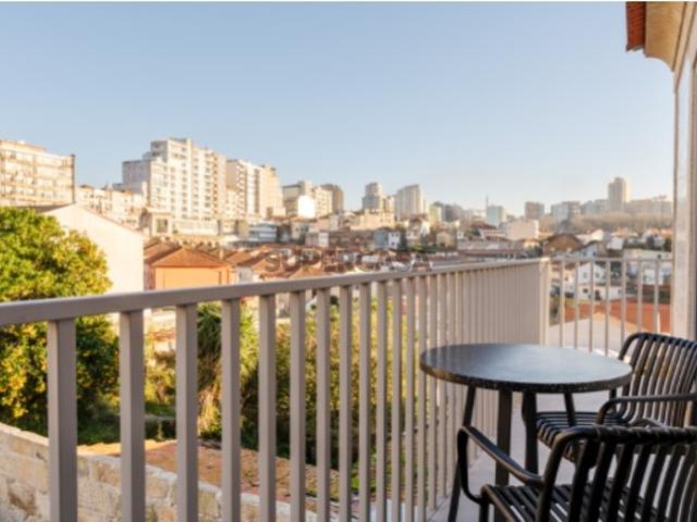 Loft com rendimento em Vila Nova de Gaia, Porto