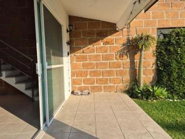 LOFT CON ALBERCA EN COCOYOC DENTRO DE FRACCIONAMIENTO PRIVADO