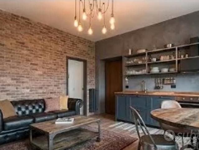 Loft con Balcone e P. Auto Camilluccia