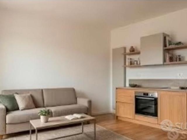 Loft con Balcone in zona VILLA GORDIANI