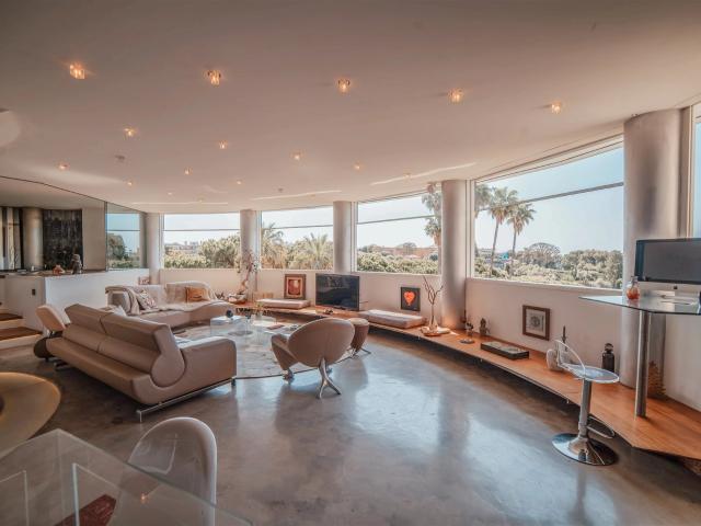 Loft contemporain de prestige au sein d’une résidence sécuri. 330m² Roquebrune Cap Martin