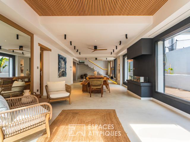 Loft contemporain et design avec piscine