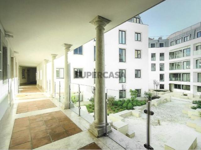LOFT DUPLEX T1 no Centro de Lisboa com Rentabilidade