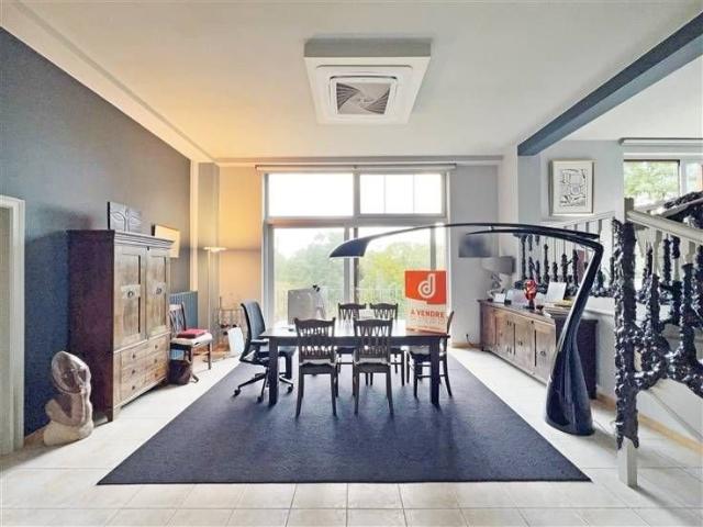 LOFT DE STANDING STYLE INDUSTRIEL 2CH. PARKING