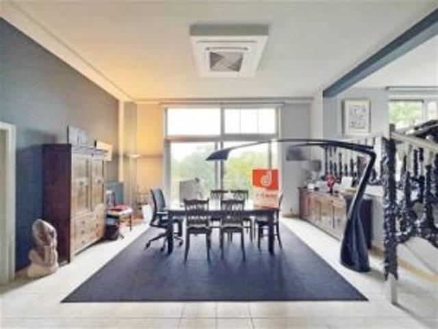 LOFT DE STANDING STYLE INDUSTRIEL 2CH. PARKING