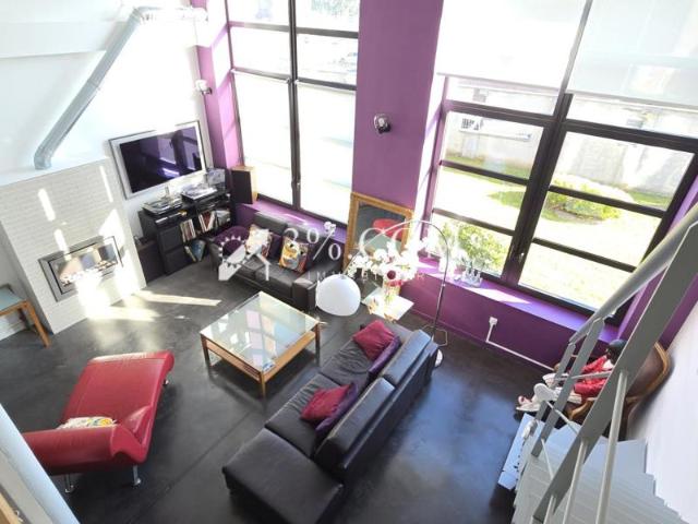 LOFT de 145 m2 avec 3 CH + bureau + parking