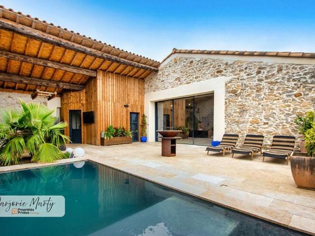 Loft de 9 pièces de luxe en vente Paraza, France