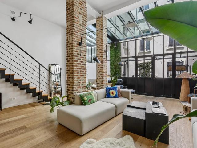 Loft d'exception avec terrasse au cœur de Belleville