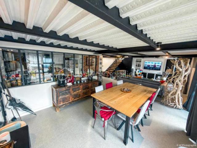 Loft d'exception de 126m2 3 Chambres Charme industriel & volumes remarquables