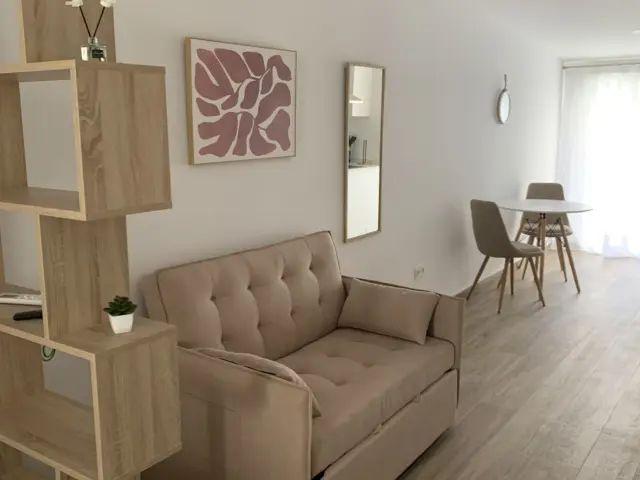 Loft en alquiler en Calle de Alloza, 50, cerca de Calle del Maestro Chapí